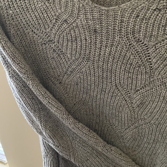Gray Sweater - Picture 3 of 3